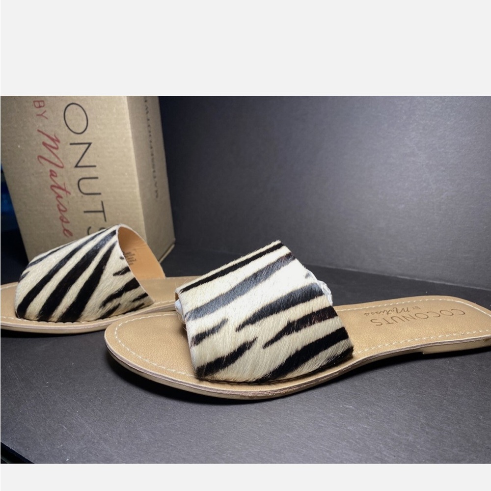 Coconuts by Matisse Black and Cream Animal Print Sandals